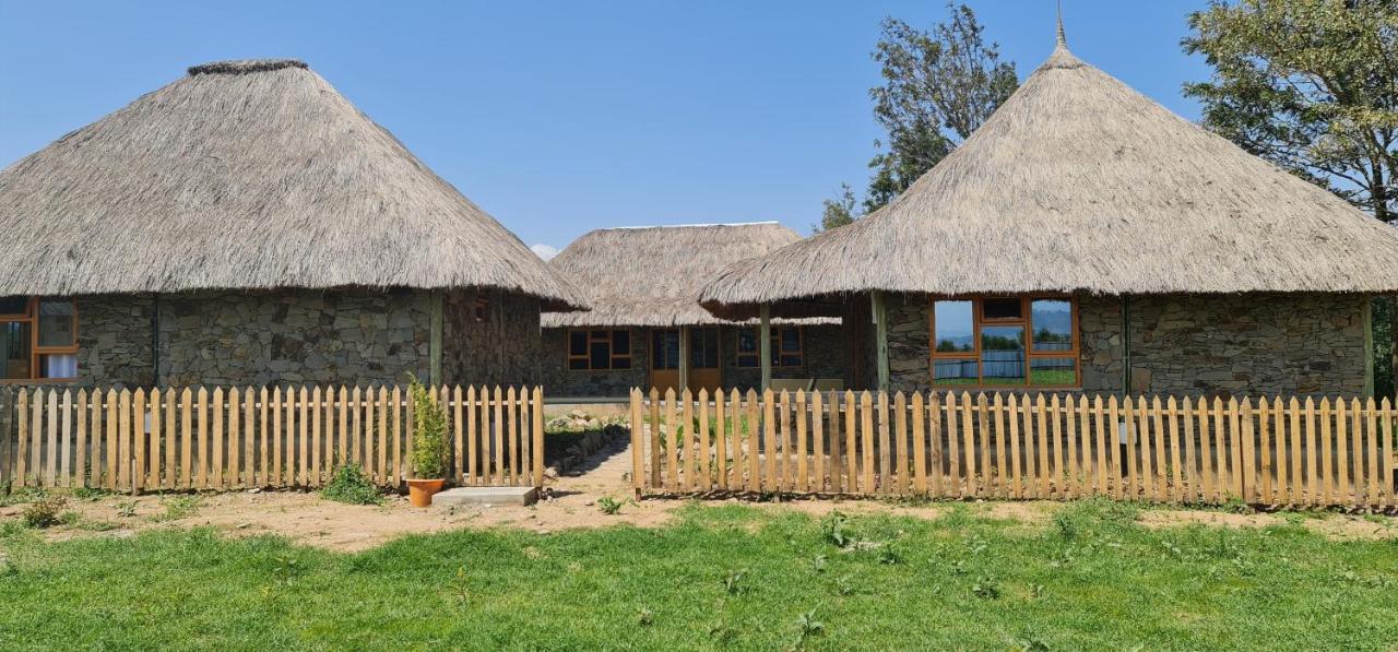 Le Tai Village Resort Near Solio Game Reserve Mweiga エクステリア 写真