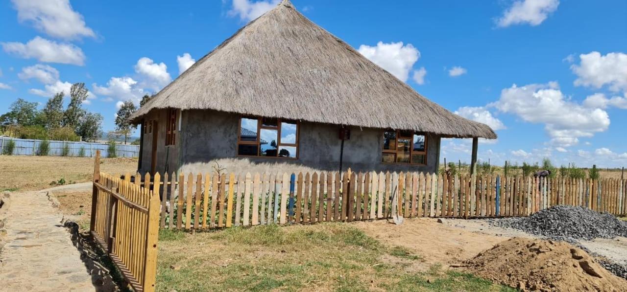 Le Tai Village Resort Near Solio Game Reserve Mweiga エクステリア 写真