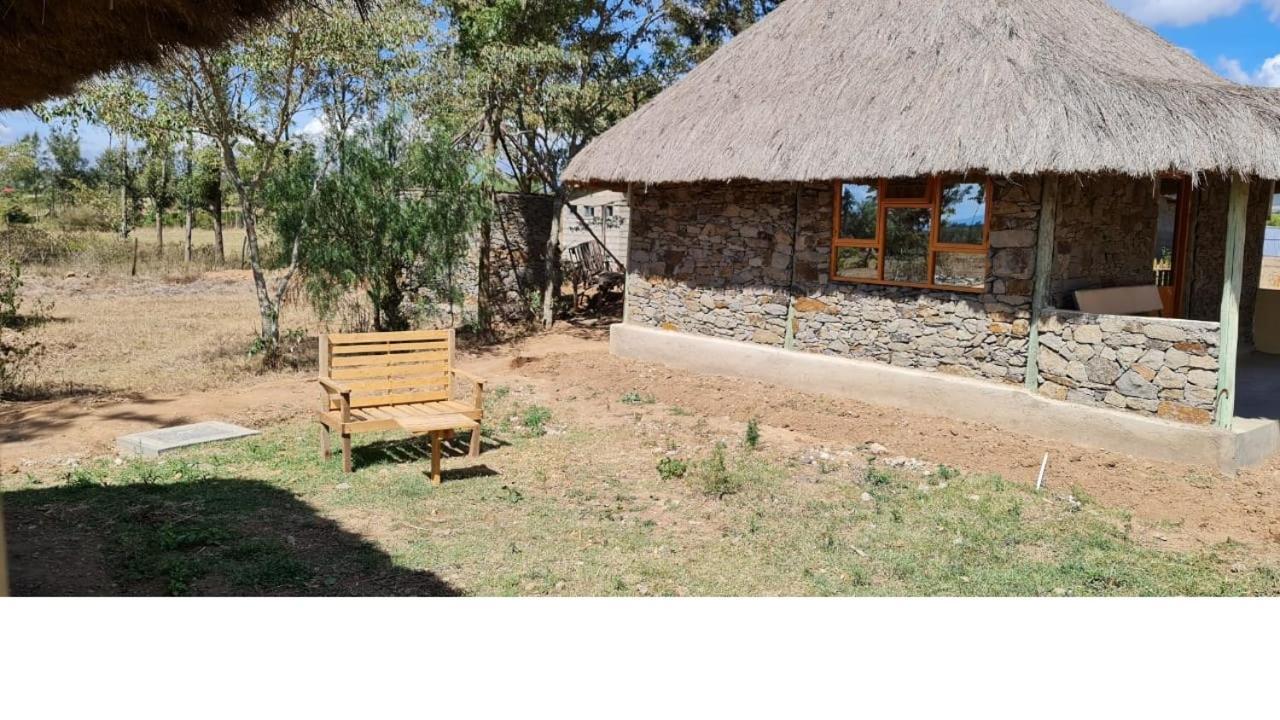 Le Tai Village Resort Near Solio Game Reserve Mweiga エクステリア 写真