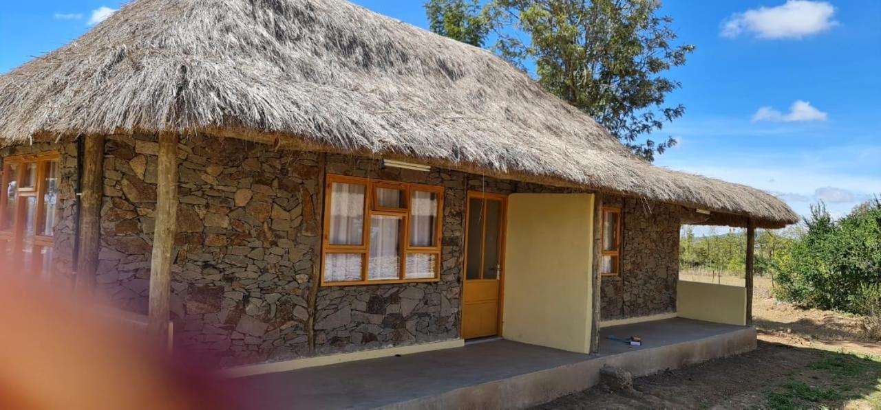 Le Tai Village Resort Near Solio Game Reserve Mweiga エクステリア 写真