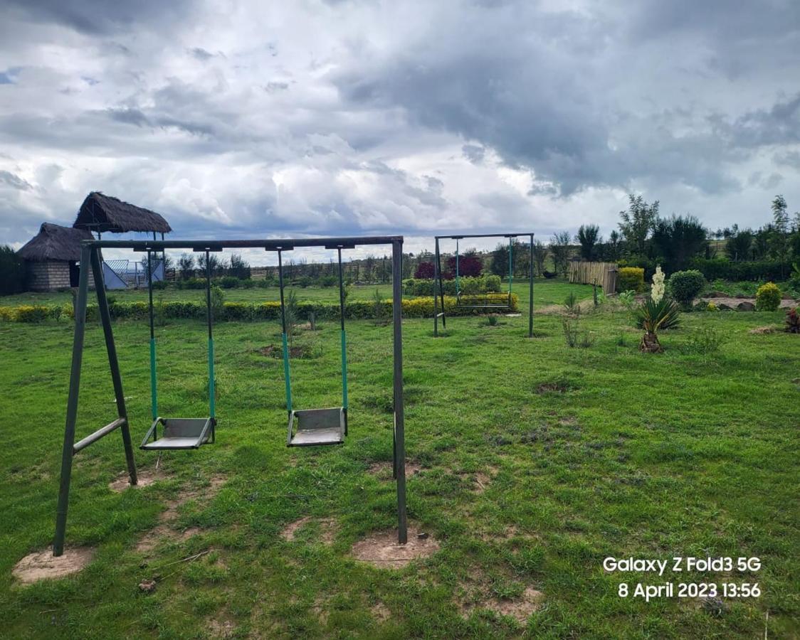 Le Tai Village Resort Near Solio Game Reserve Mweiga エクステリア 写真