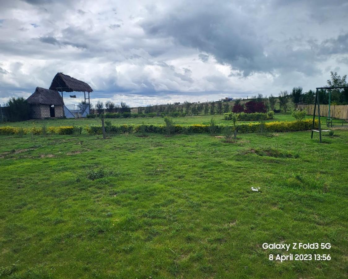 Le Tai Village Resort Near Solio Game Reserve Mweiga エクステリア 写真