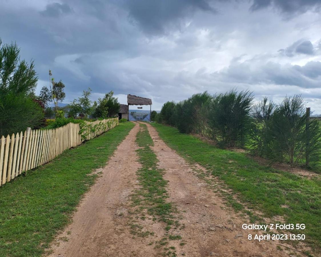 Le Tai Village Resort Near Solio Game Reserve Mweiga エクステリア 写真