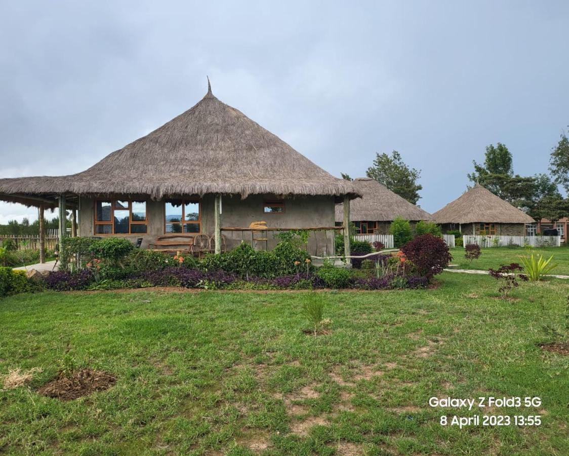 Le Tai Village Resort Near Solio Game Reserve Mweiga エクステリア 写真